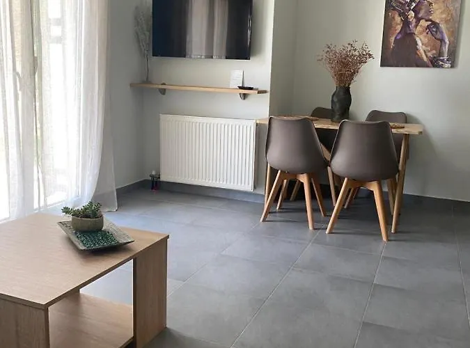 Lefkada Town Apartment